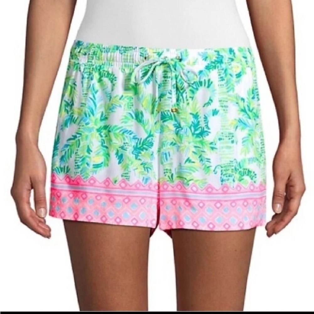 Lilly Pulitzer Katia Shorts in Tropical Print Fabric with Gold Accents